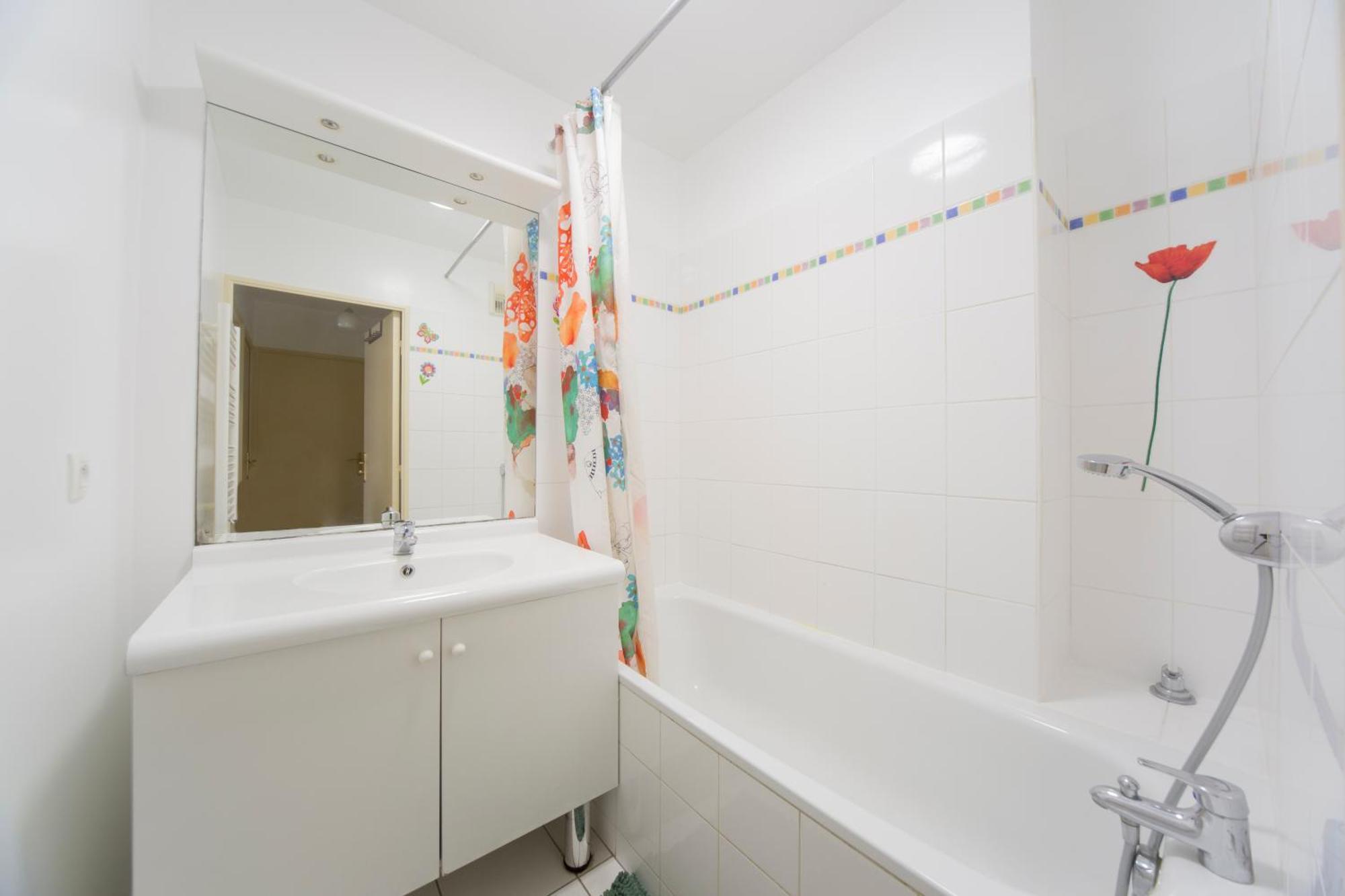 Ferienwohnung F3 - Proche De Disney - Bussy-Saint-Georges Exterior foto