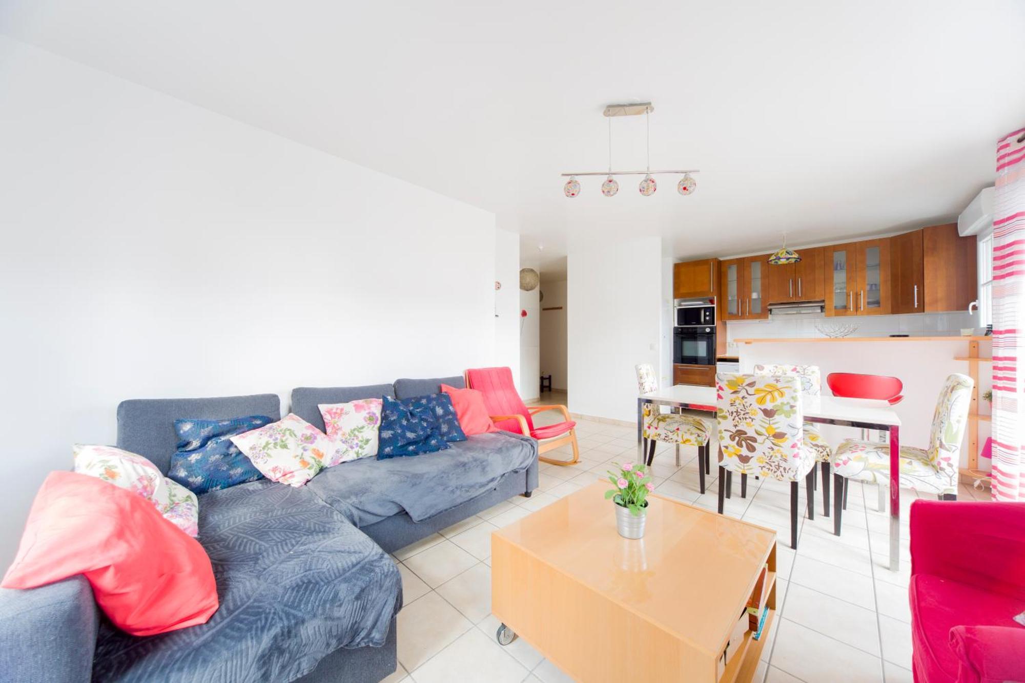 Ferienwohnung F3 - Proche De Disney - Bussy-Saint-Georges Exterior foto
